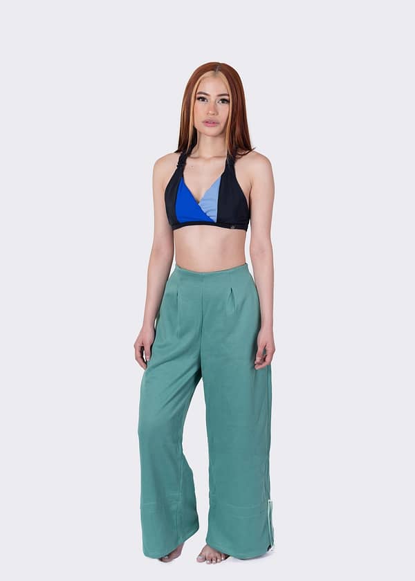 Yoga Flare Pants Gabriella